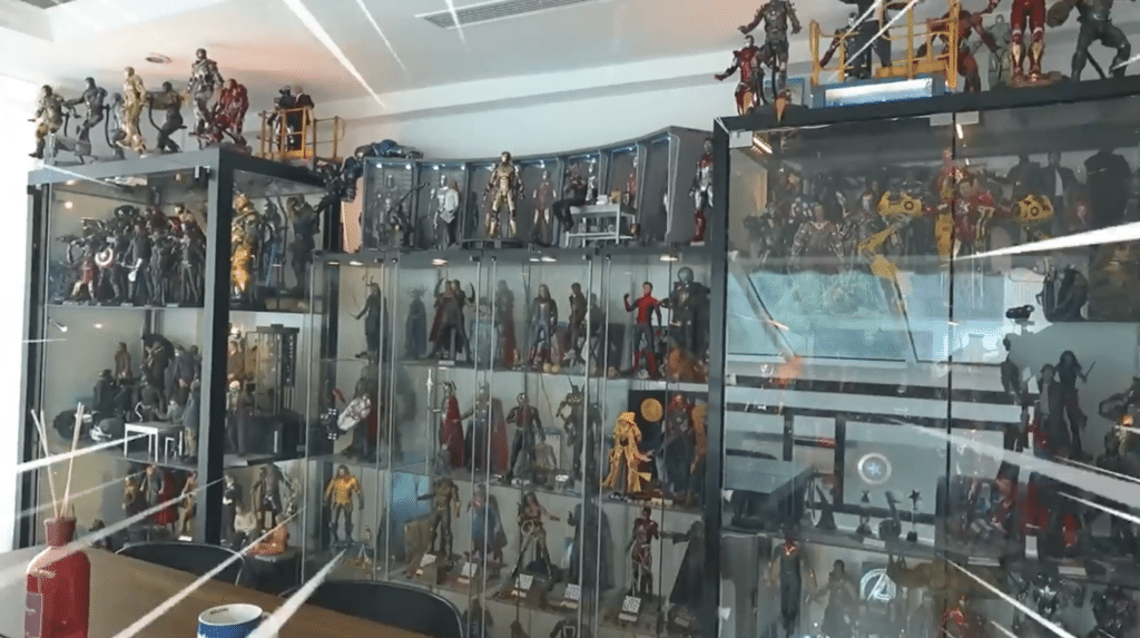 Hot Toys